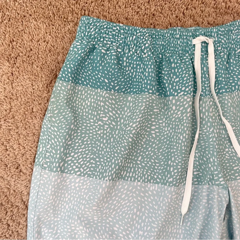Chubbies The Classic Swim Trunk 7” Whale Sharks Swimsuit Men’s Size XXL
